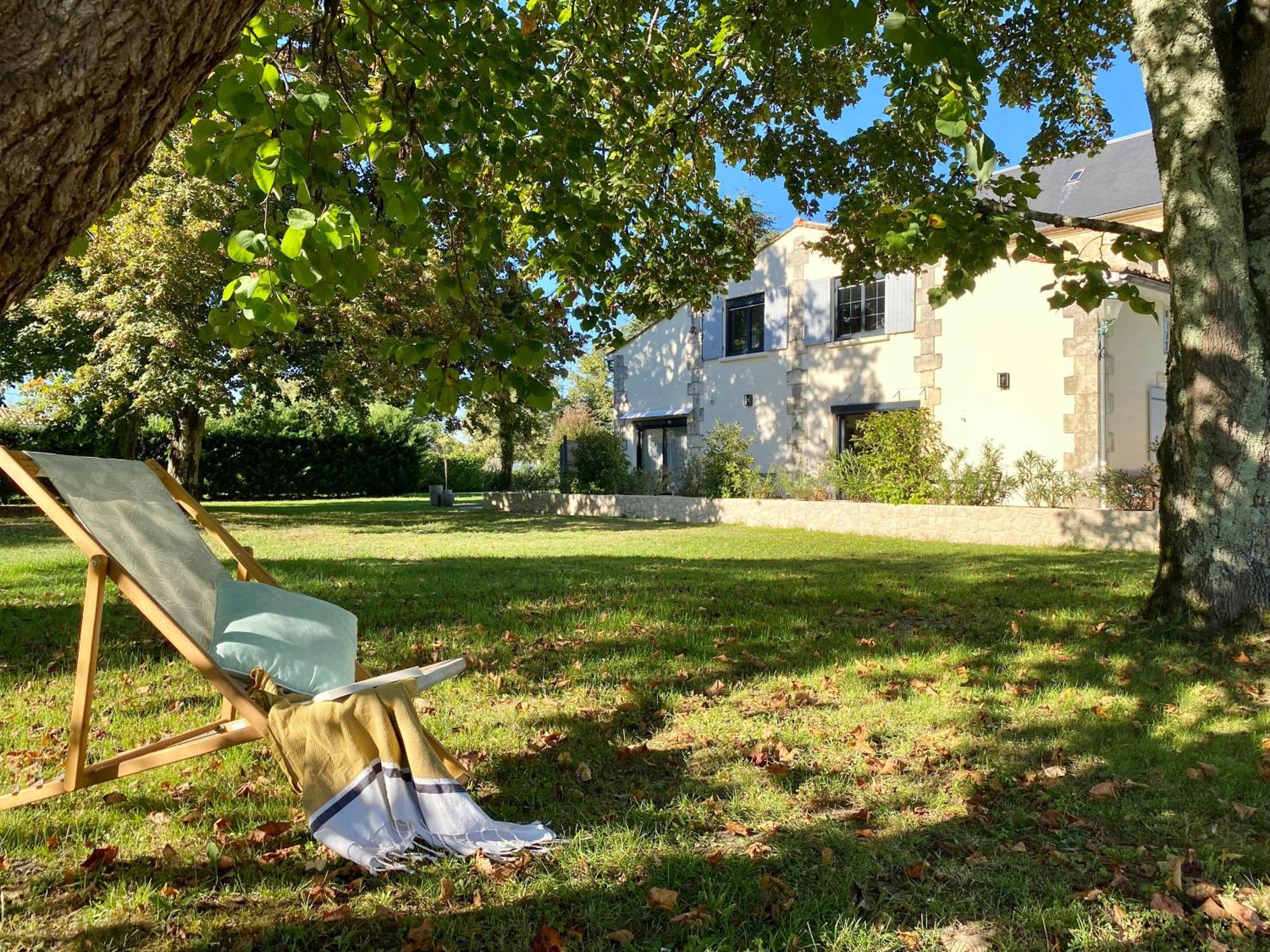La Maison Du Champ De Beaumont Galgon Eksteriør billede